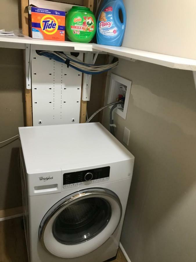 Self Check-In Spacious Apartment With Full Kitchen Οττάβα Εξωτερικό φωτογραφία